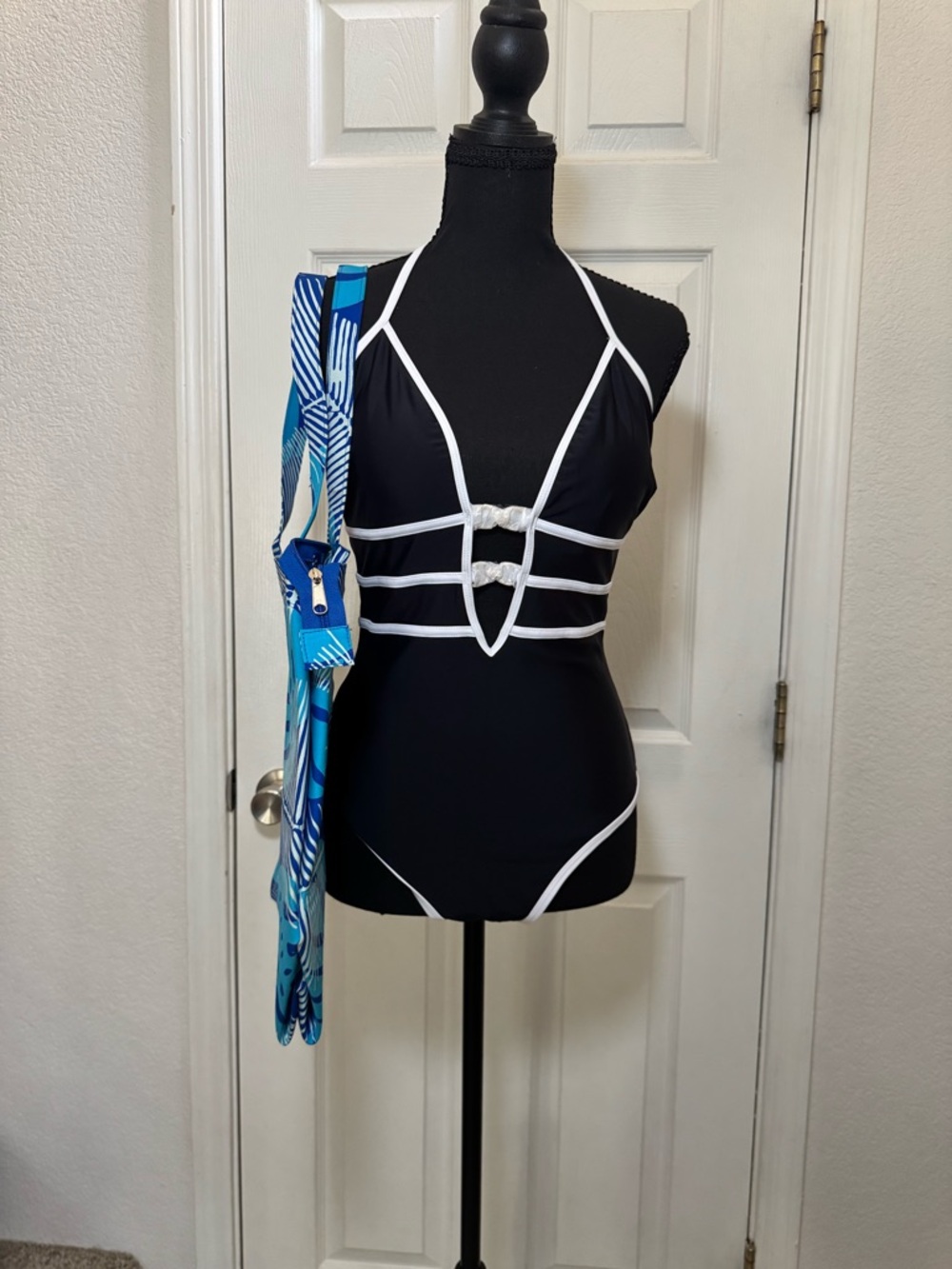 Cupshe Black One-Piece Swimsuit with White Trim